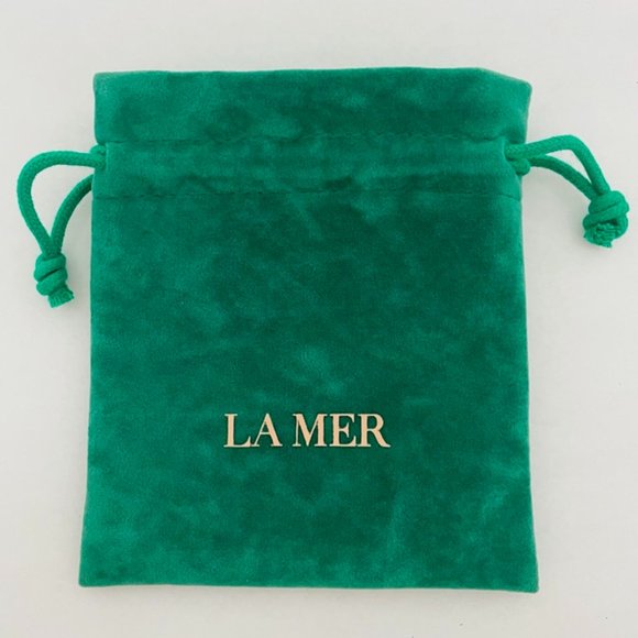 🍀 New 🍀 La Mer Deluxe Velvet Pouch with Golden Logo in Green - Picture 2 of 5